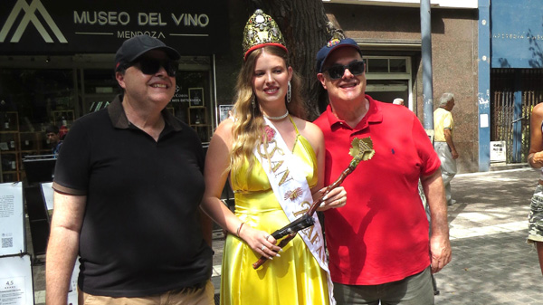 San Rafael jugó de local en la Peatonal Sarmiento de la Ciudad de Mendoza