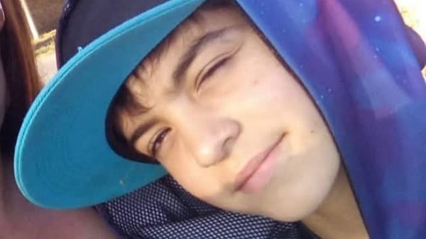 Piden colaboración para dar con el paradero de un chico de 14 años