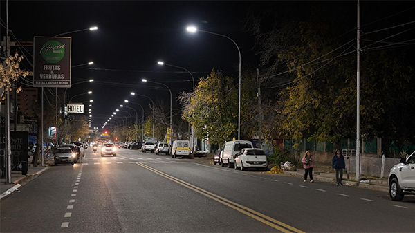 “Es un importante aporte a la seguridad”, dijo Félix en relación a las obras de iluminación