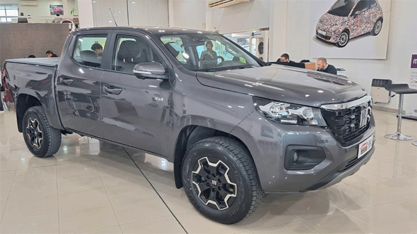 Lorenzo Automotores presentó la nueva Fiat  Titano