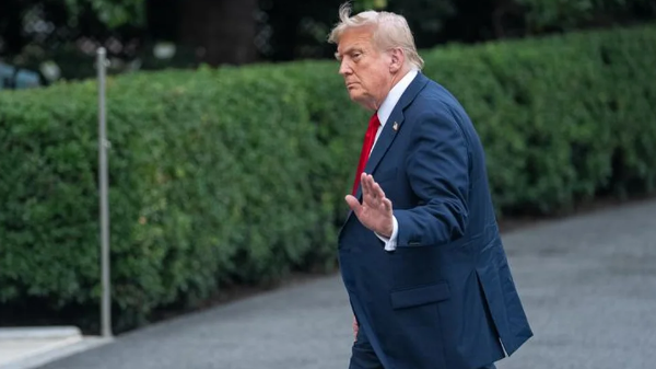 Trump presentó demanda por difamación contra varias empresas de noticias