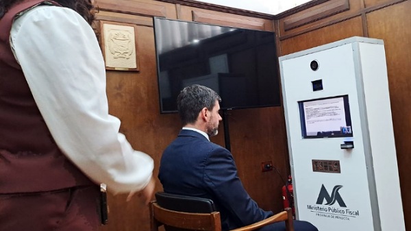 Vecinos podrán denunciar robos, estafas y violencia de genero por videollamada